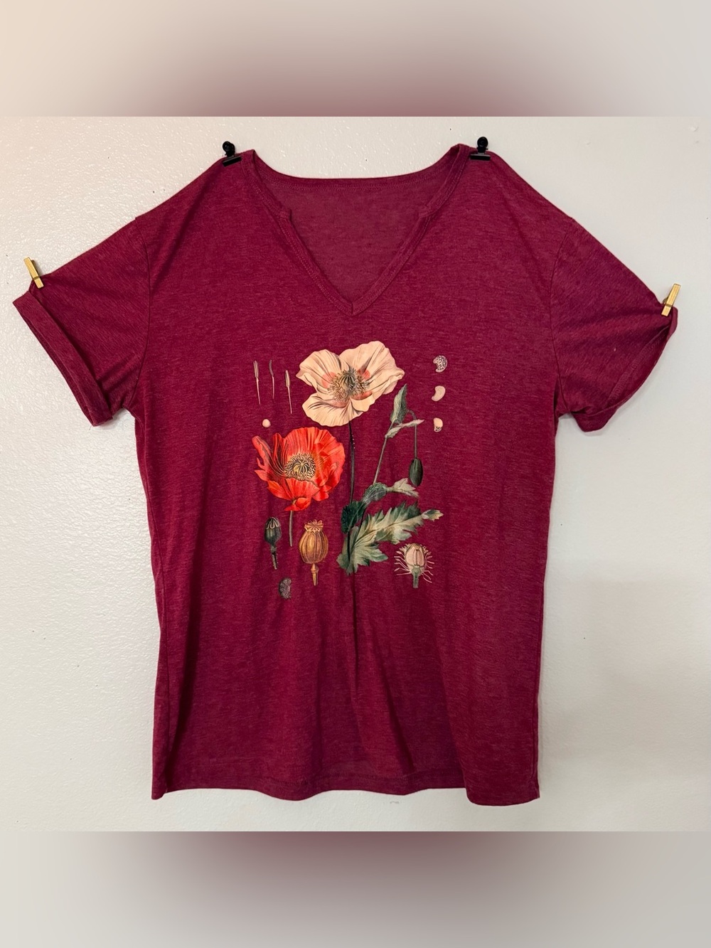 Botanical Poppy Graphic V-Neck T-Shirt – Burgundy – Size Large